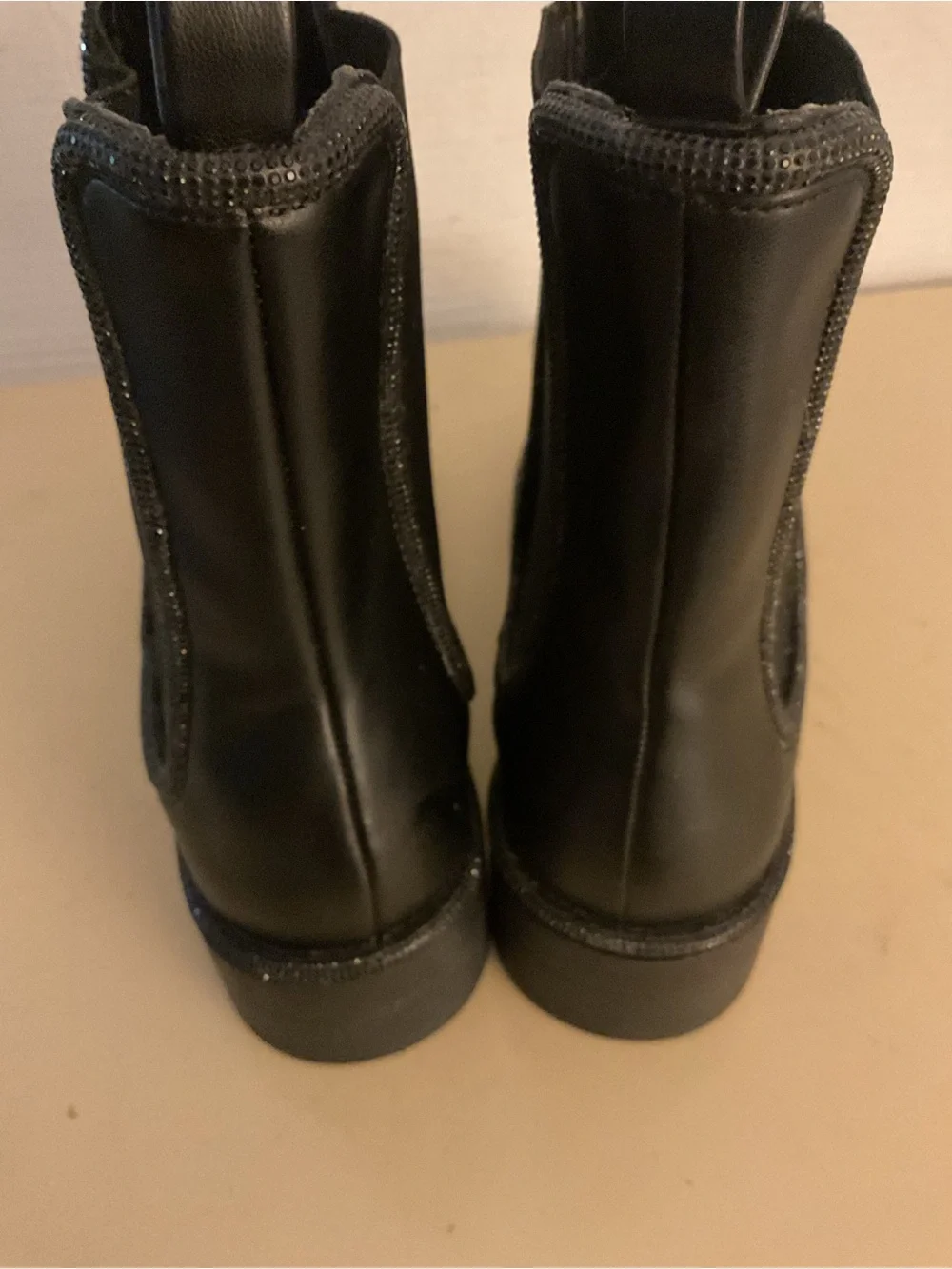 Steven By Steve Madden women Black Chelsea Platform Ankle Boots US 8.5
